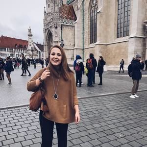 Meet your Posher, Ali